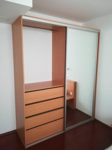 IMG-cdae8a5998494f21cada9e751d8b62fc-V